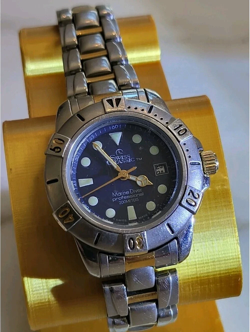 Women’s Swiss Classic Watch With Original Box